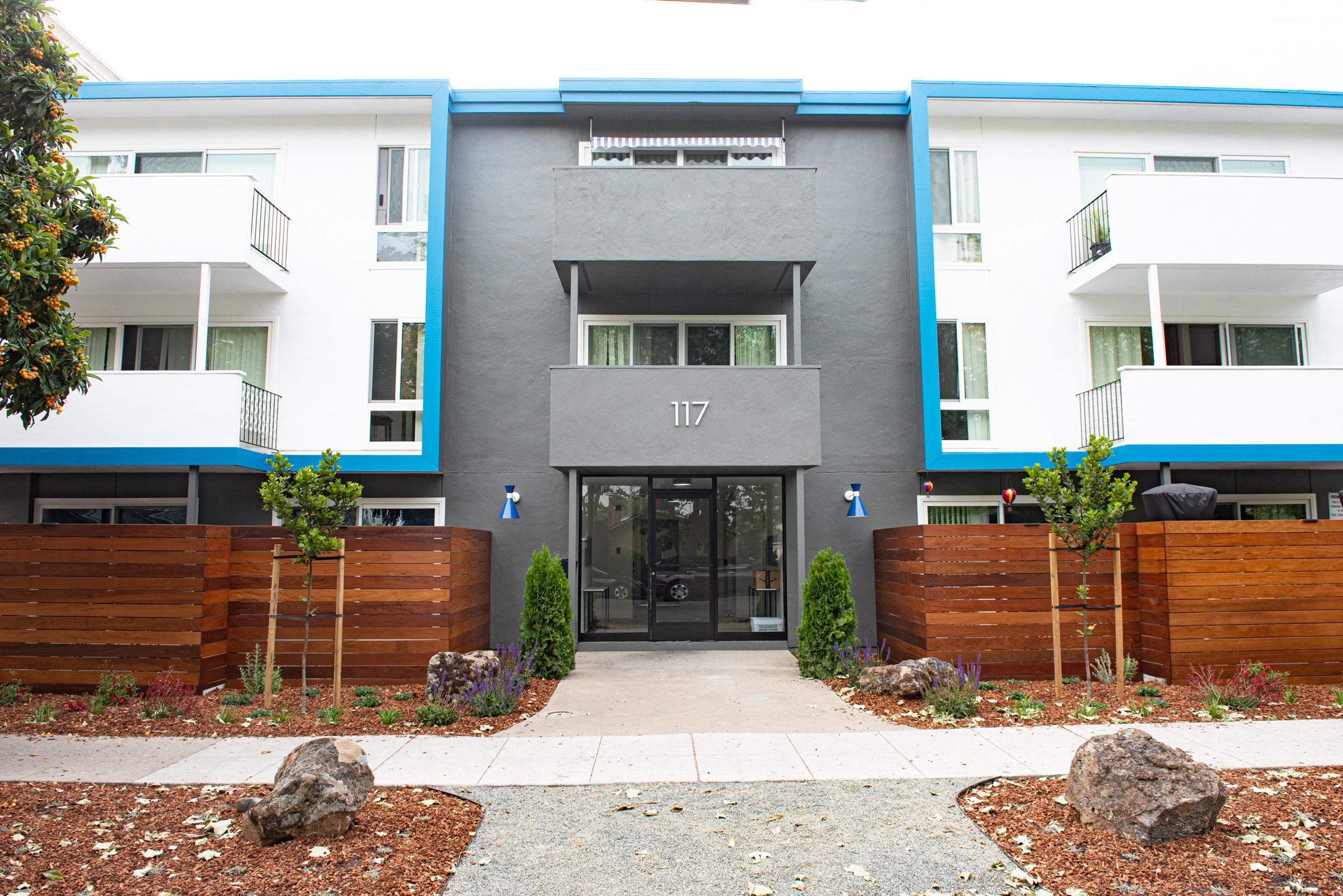 Vera Ave. photo 5